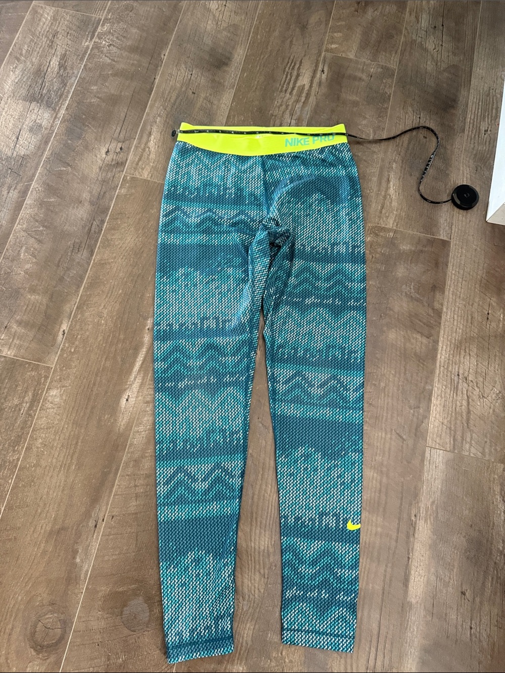 Nike Teal Patterned Leggings with Neon Yellow Waistband